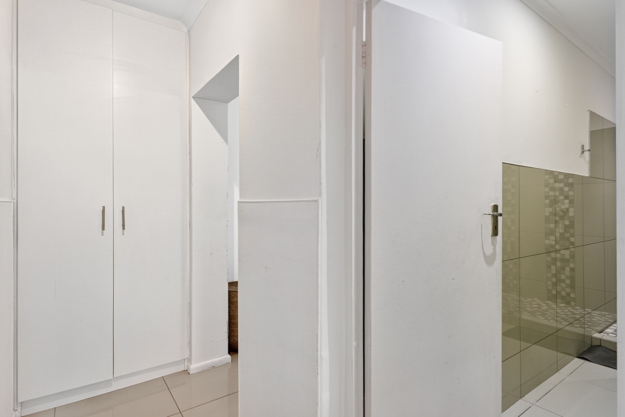 1 Bedroom Property for Sale in Van Ryneveld Western Cape